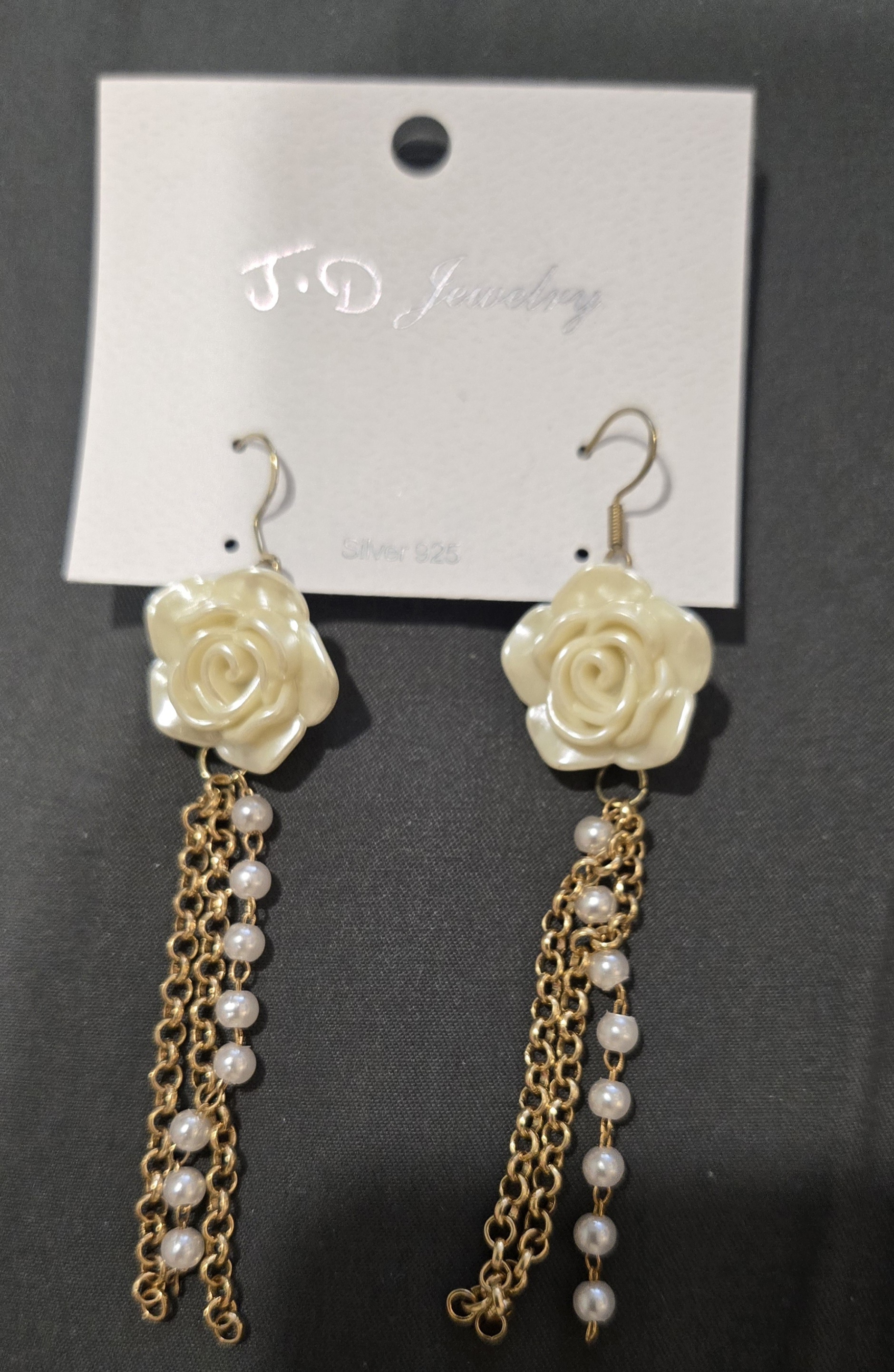 J.D Jewelry 玫瑰花珍珠流蘇耳環 一對