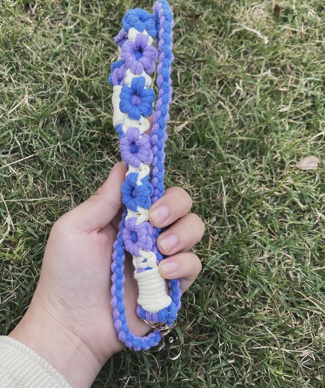 手工編織花朵造型手機掛繩 1條